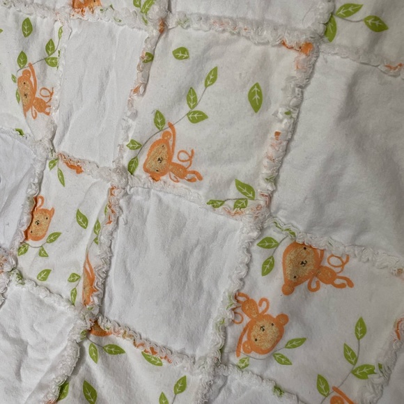 Brand new! Handmade cozy rag quilt, with monkeys - Picture 2 of 4